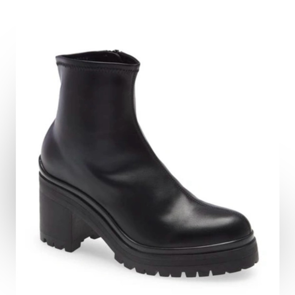 Jeffrey Campbell Tacked Bootie, size 6